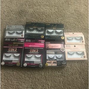 Variety Pack of Eyelashes